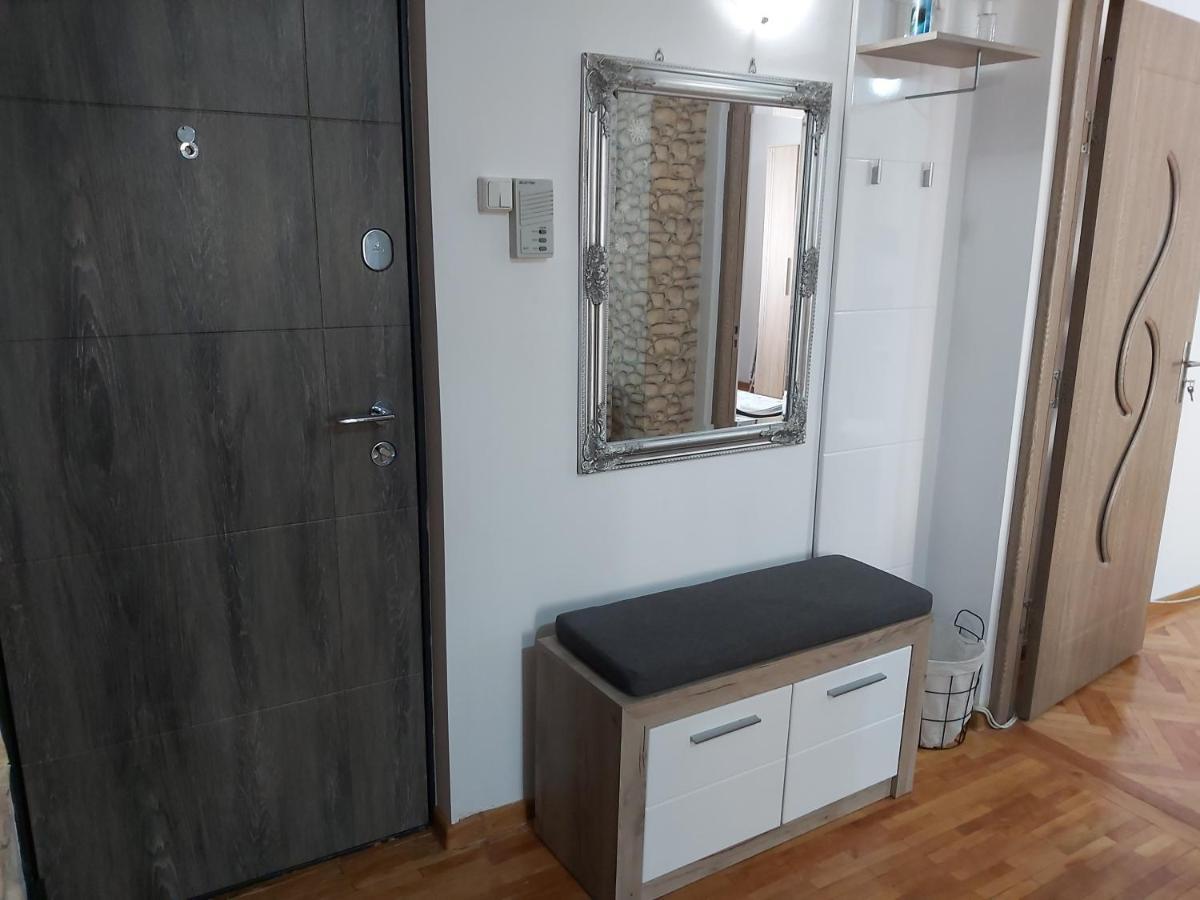 Apartmán Nala House Deva Exteriér fotografie